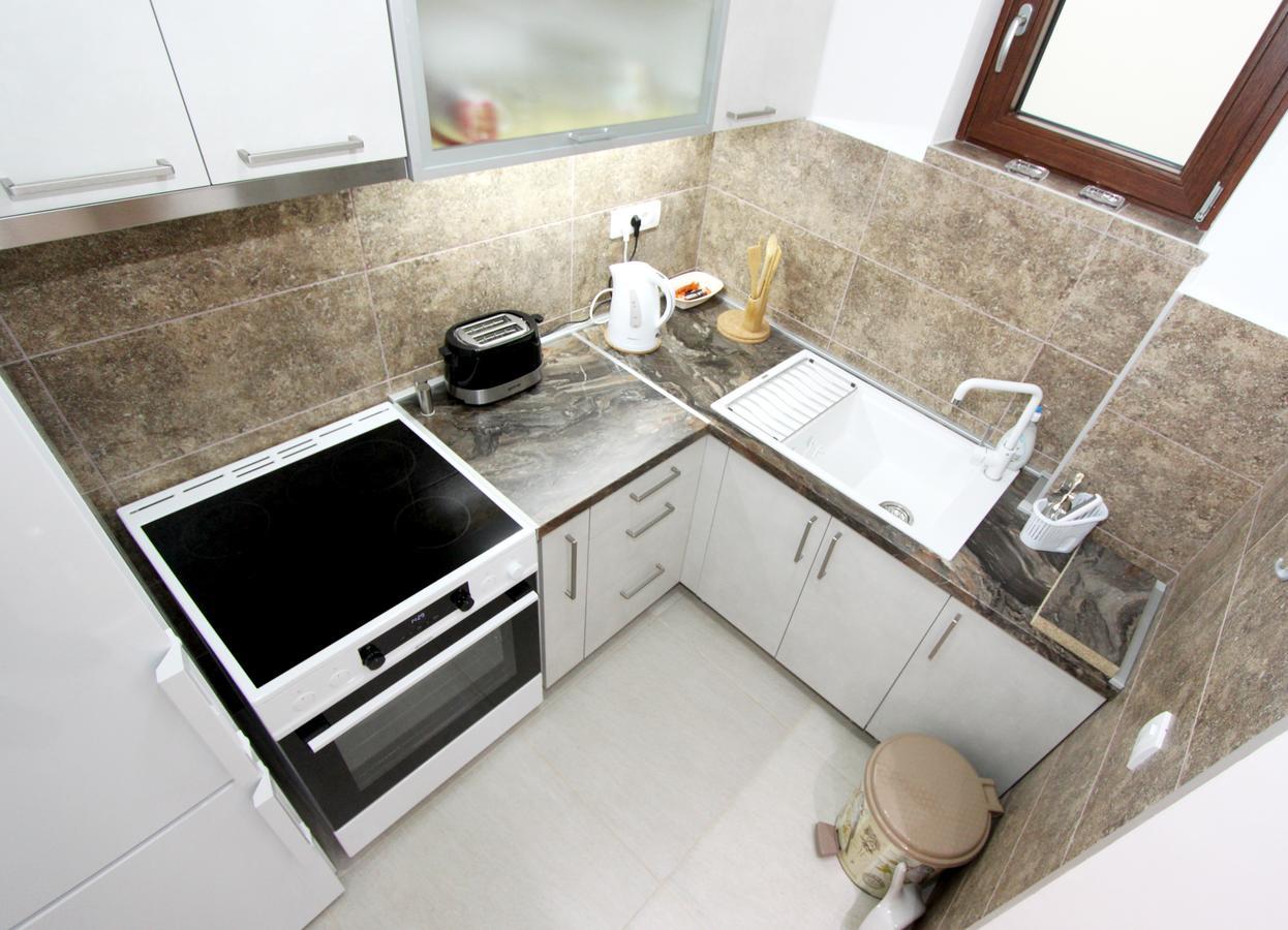 Apartment Iris Belgrade Exterior photo